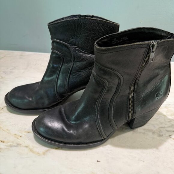 Born Black Leather Ankle Boots, Size 11M - Picture 1 of 6